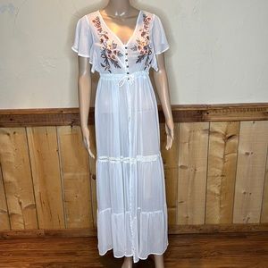 Xhilaration White Floral Maxi Dress Small